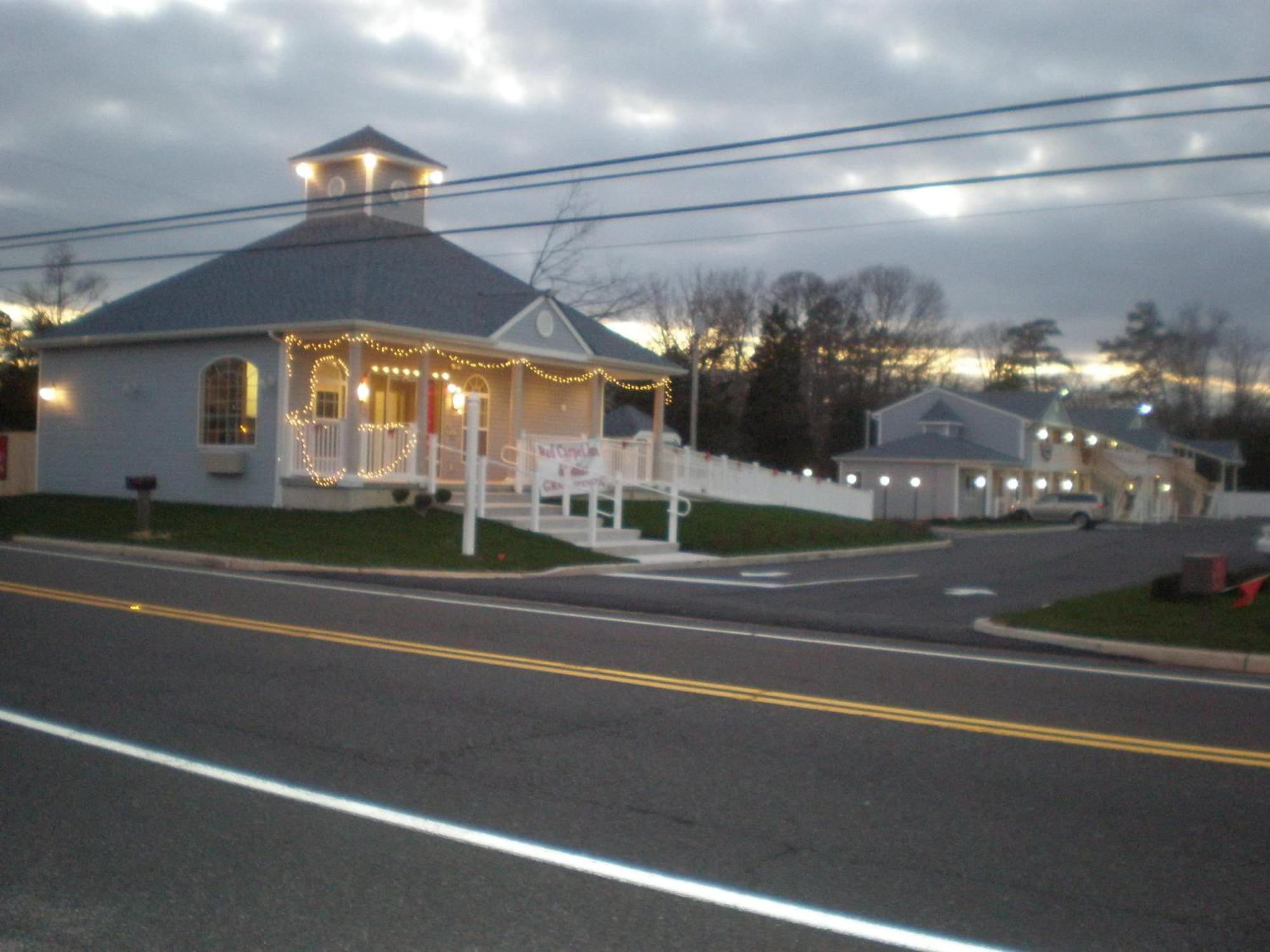 Village Inn & Suites - Smithville Exterior photo
