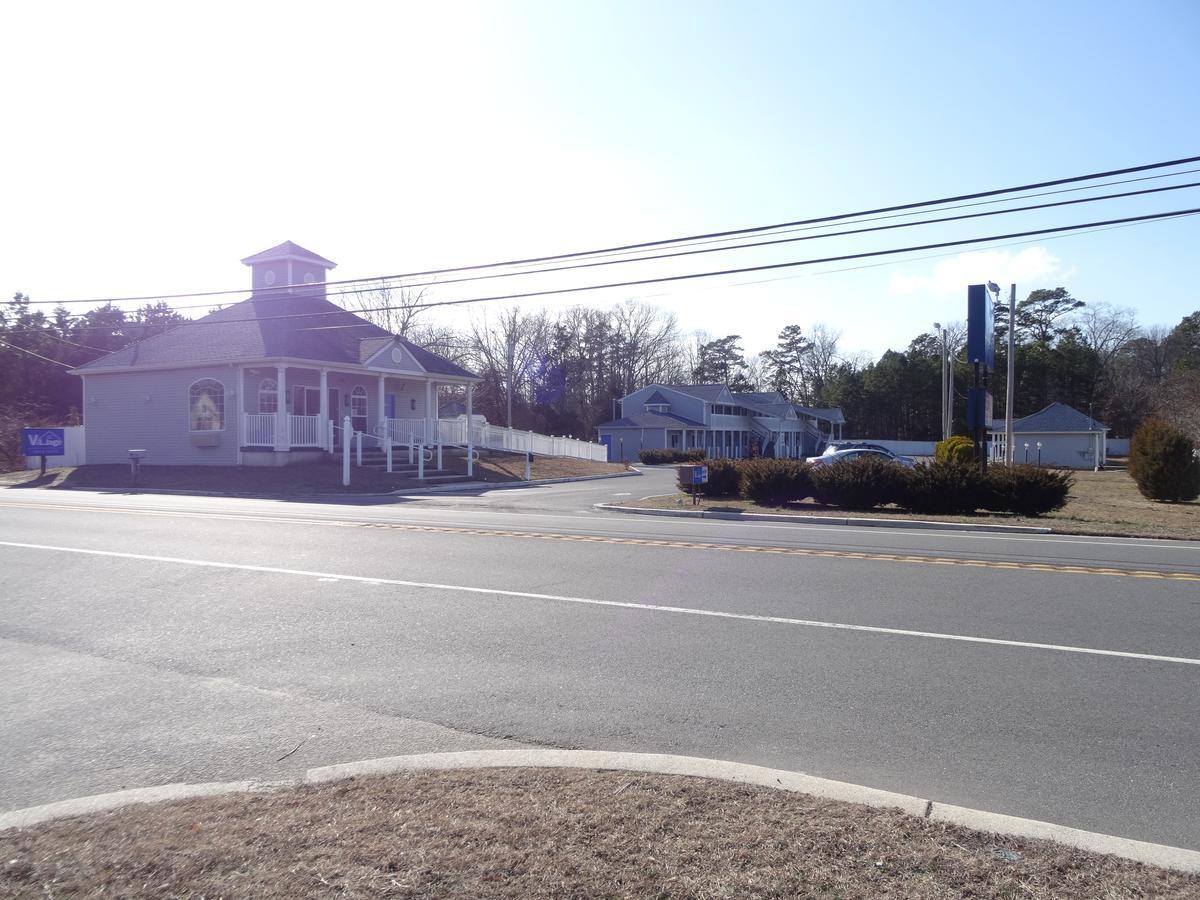 Village Inn & Suites - Smithville Exterior photo