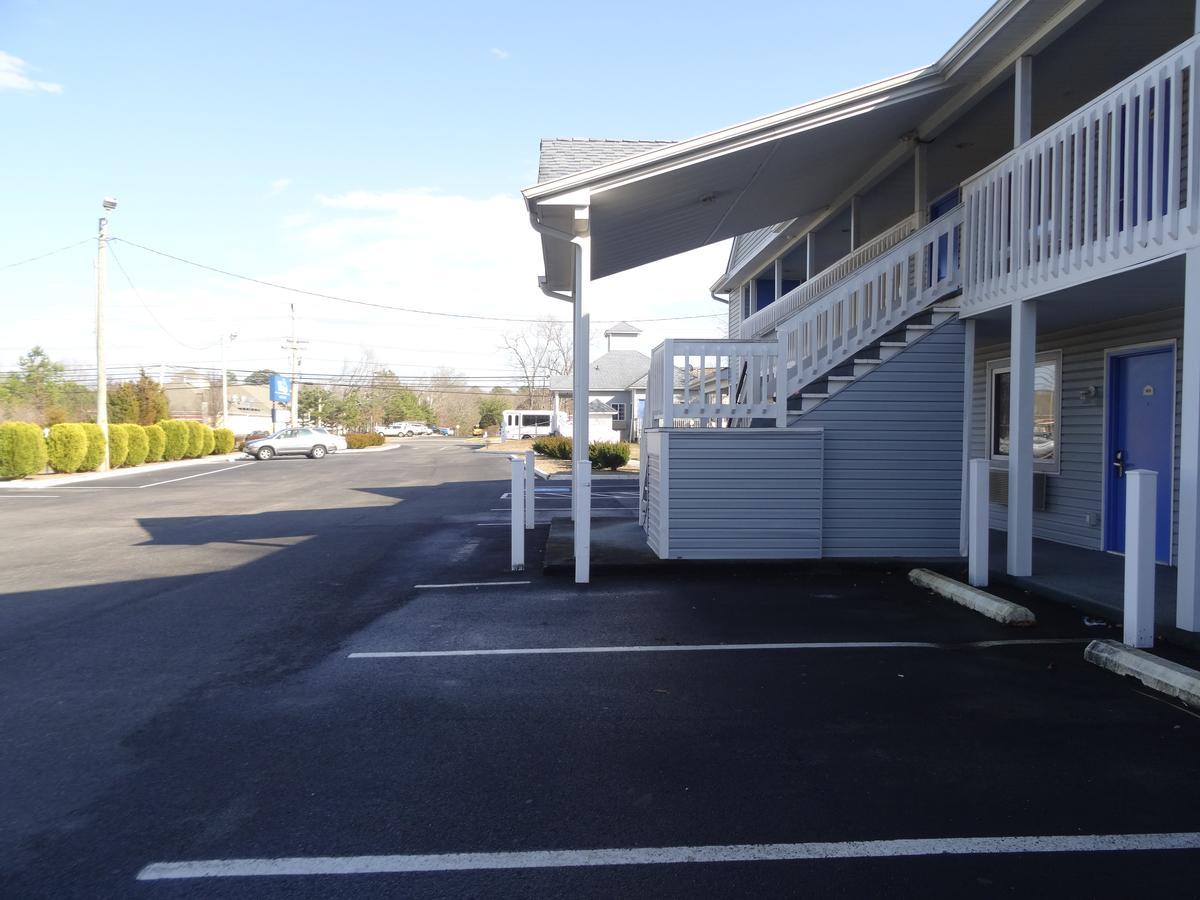 Village Inn & Suites - Smithville Exterior photo